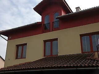 Kek Hold Apartmanhaz Halmaj