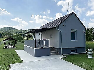 Andrea Apartman Celldomolk