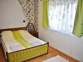 Szivarvany Vendeghaz Vertestolna