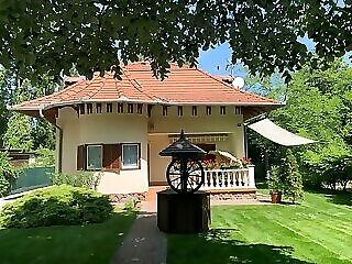 Anna Vendeghaz Zamardi