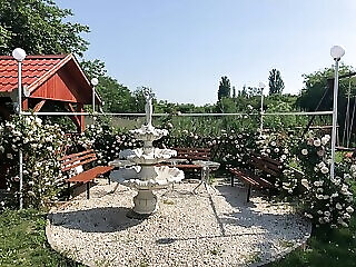 To Party Rendezvenyhaz Restaurant Garden Kiszombor