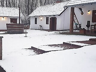 Inczedi Tanya Ladanybene