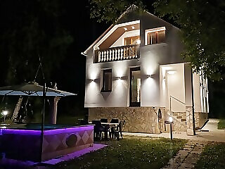 Pilisi Medences Udulohaz Pilisszentivan
