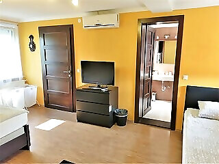 Kikelet Apartmanok Dunakeszi