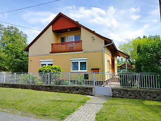 Klara Apartmanok Balatonboglar szállás