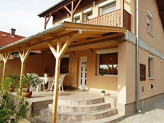 Mediterran Apartman Tiszakecske szállás