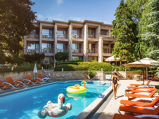 Hotel Villa Pax Balatonalmadi szállás