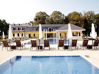 Forgach Kastely Hotel Mandok szállás