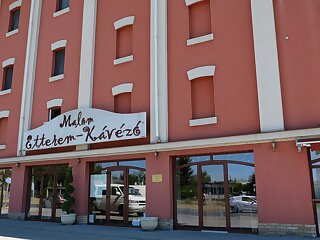 Malom Club Etterem Panzio Baja szállás