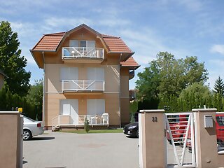 Arnyas Apartmanhaz Balatonlelle szállás