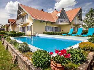Familia 1 Apartman Balatonmariafurdo szállás