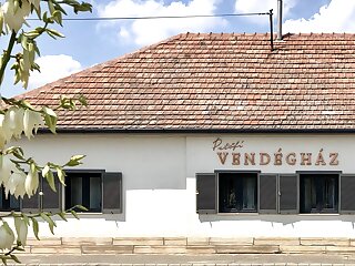Petofi Vendeghaz Kiskoros szállás