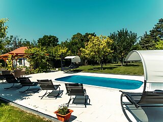 Kazinczy Villa Balatonakarattya szállás