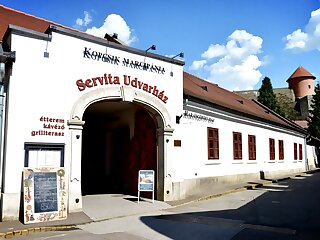 Servita Udvarhaz Eger szállás