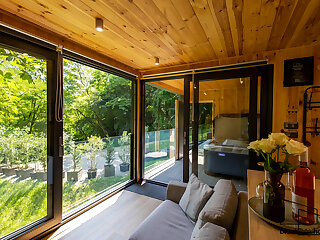 Blackboxhouse Noszvaj szállás