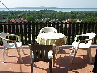 Reka Villa Vonyarcvashegy szállás