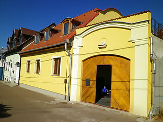 Kiralyszeke Apartman Eger szállás