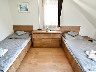 V4 Apartman Eger szállás