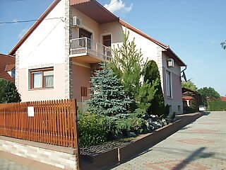 Hajnal Apartman Hajduszoboszlo szállás