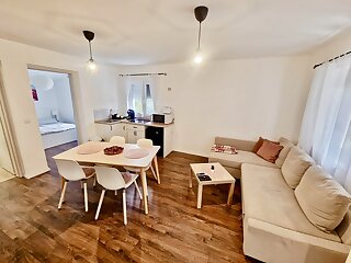 Pipacs Apartman Harkany szállás