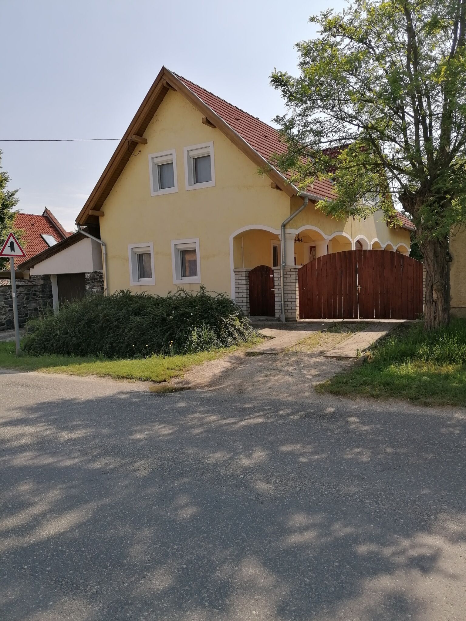 Tibica Apartman Badacsonytordemic