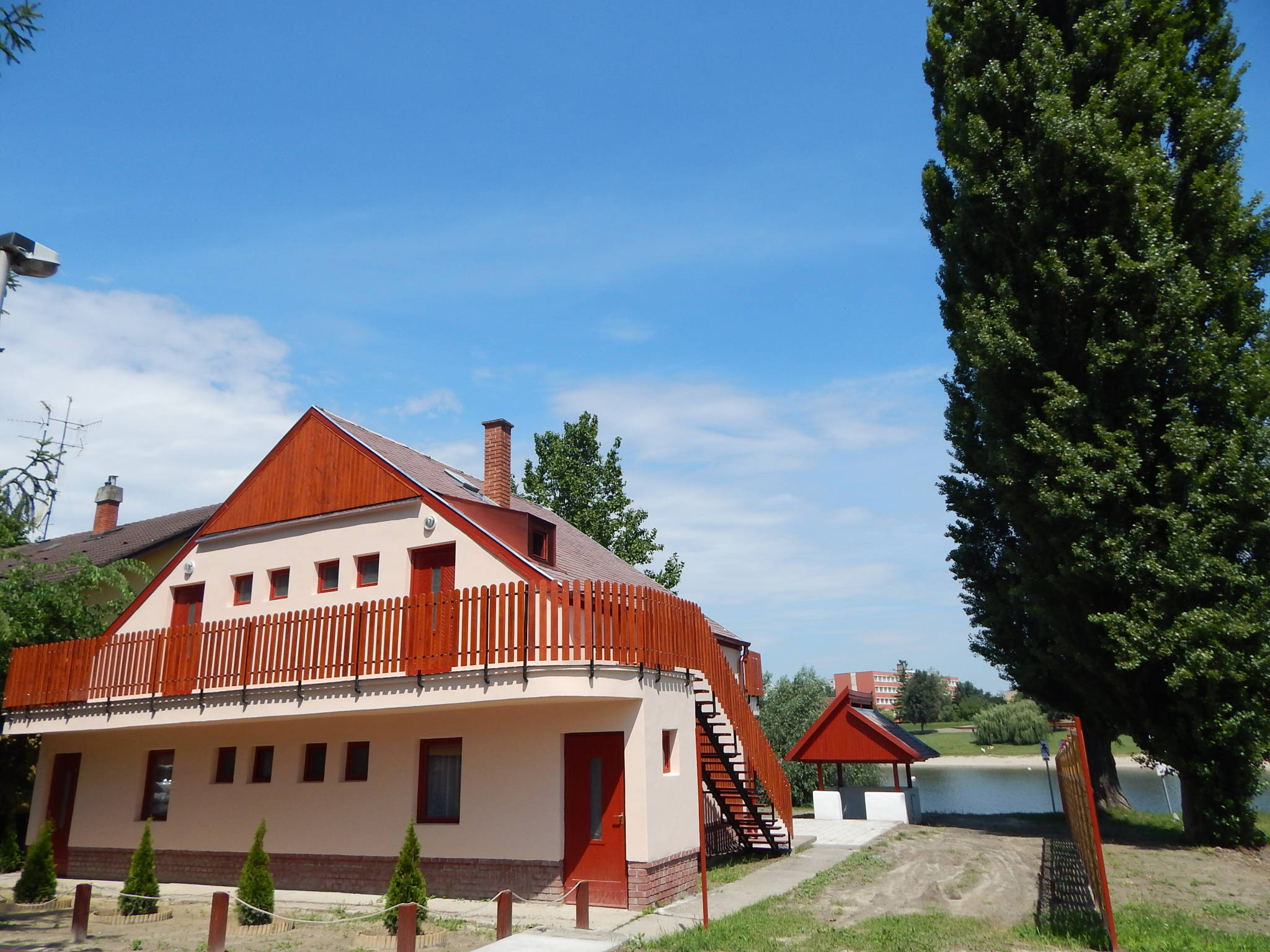 Napsugar Apartmanhaz Baja