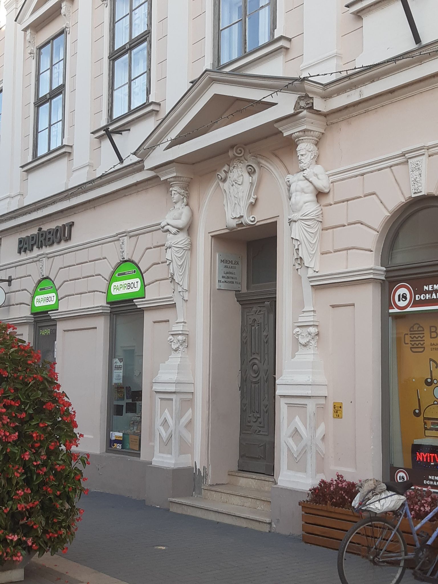Foter Apartman Baja