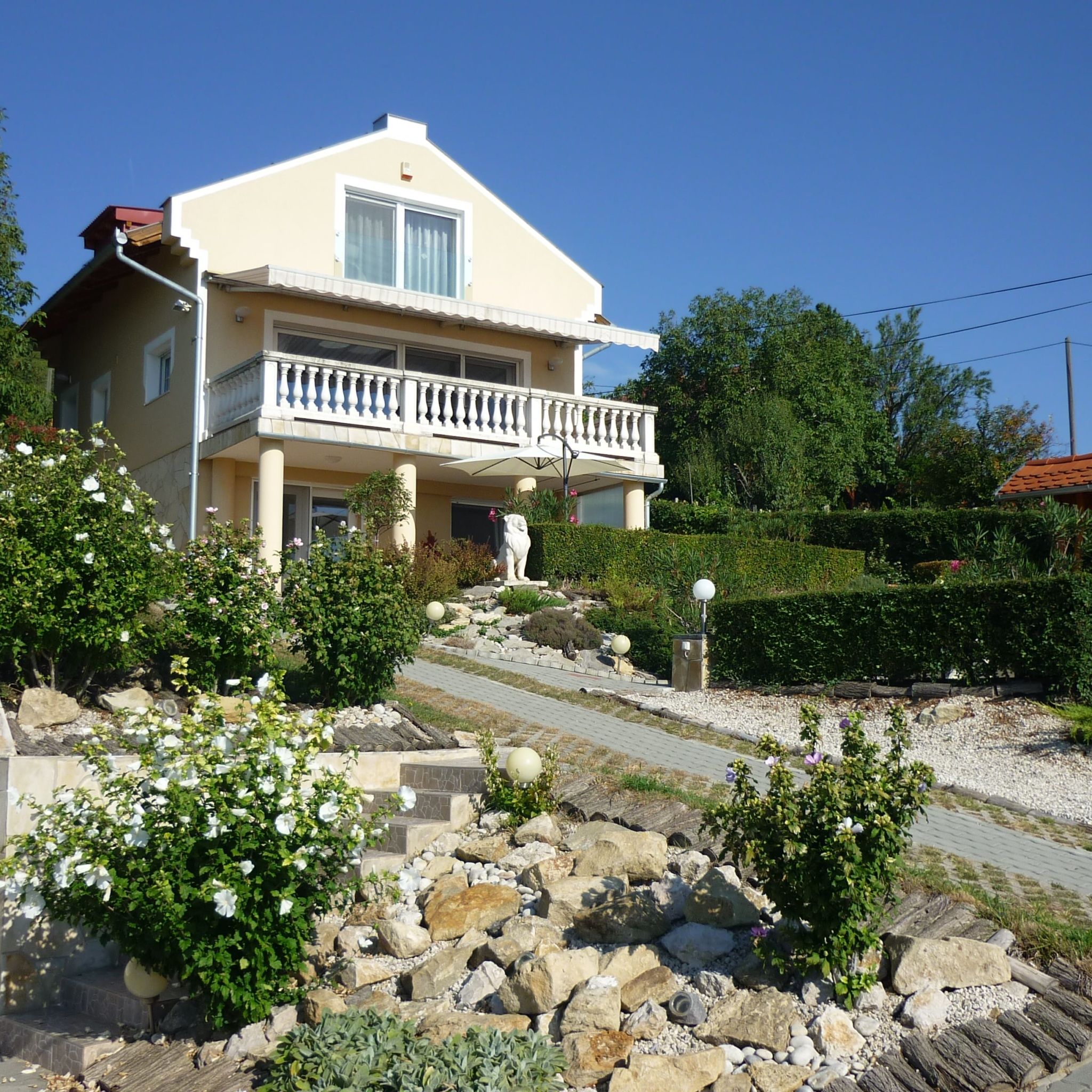 Harmonia Apartman*** Balatongyorok