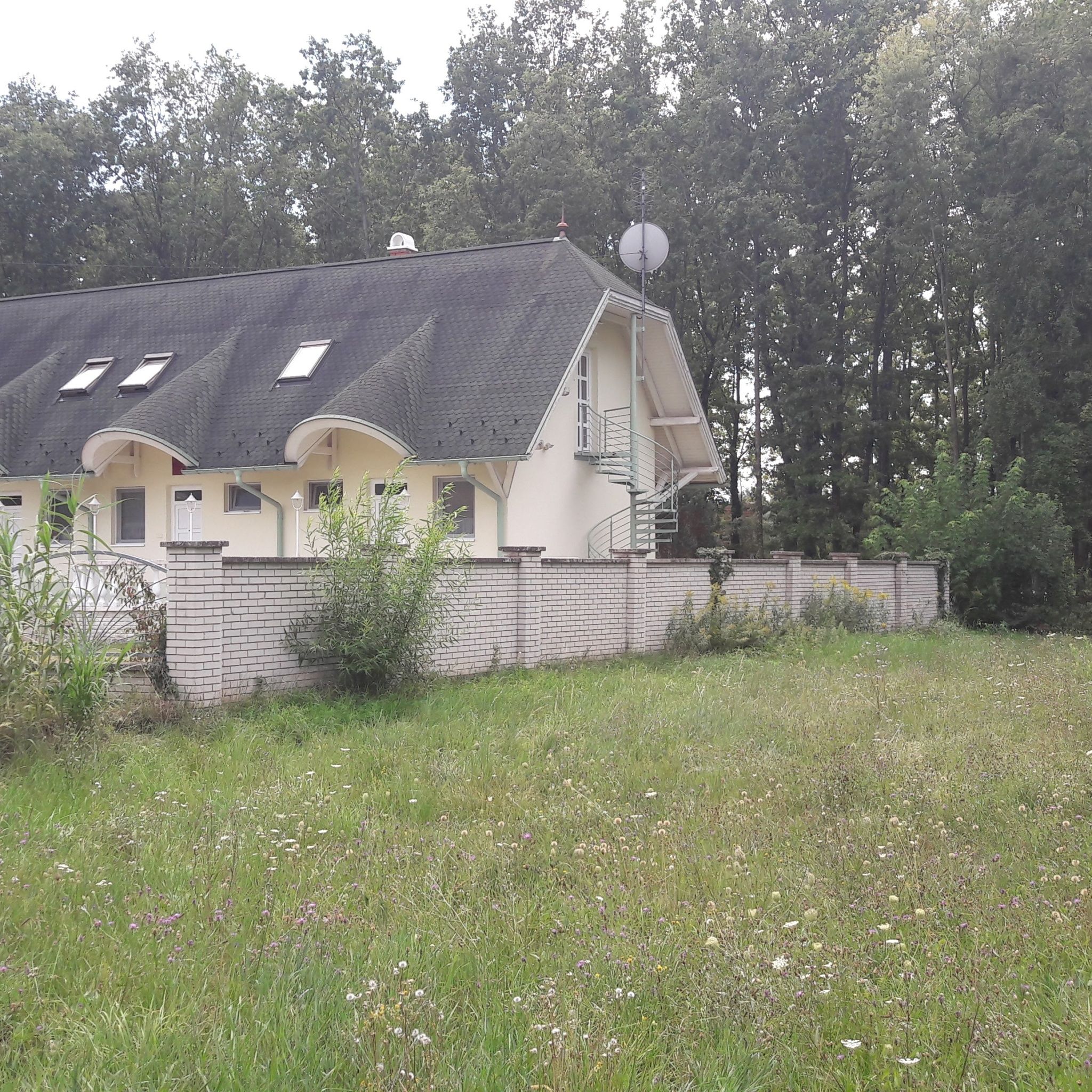 Royal Apartmanhaz Csokonyavisonta