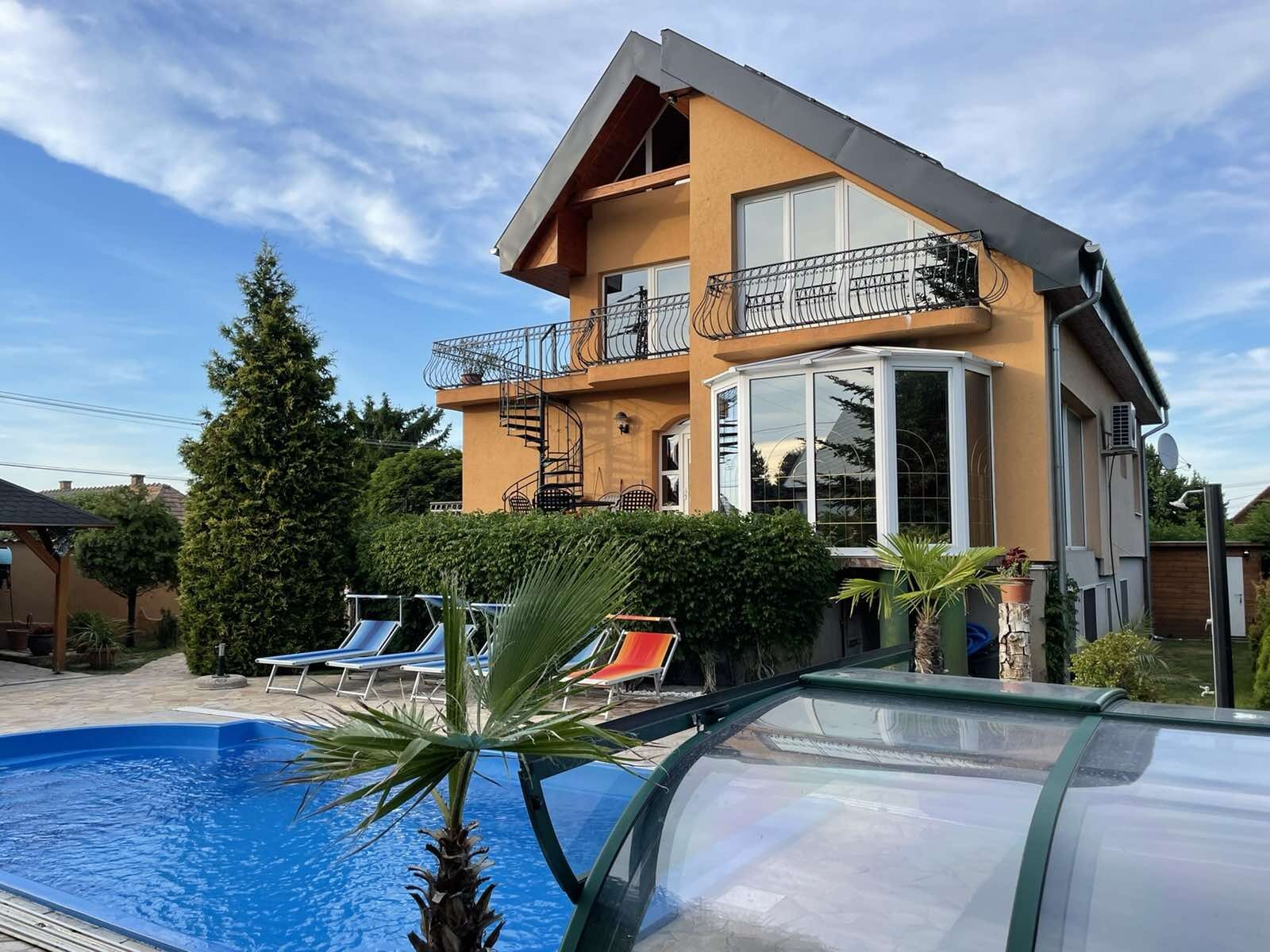 Szabo Vendeghaz Balatonlelle