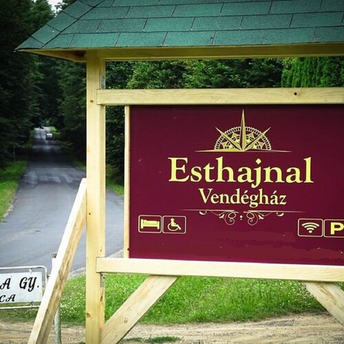 Esthajnal Vendeghaz Bazakerettye