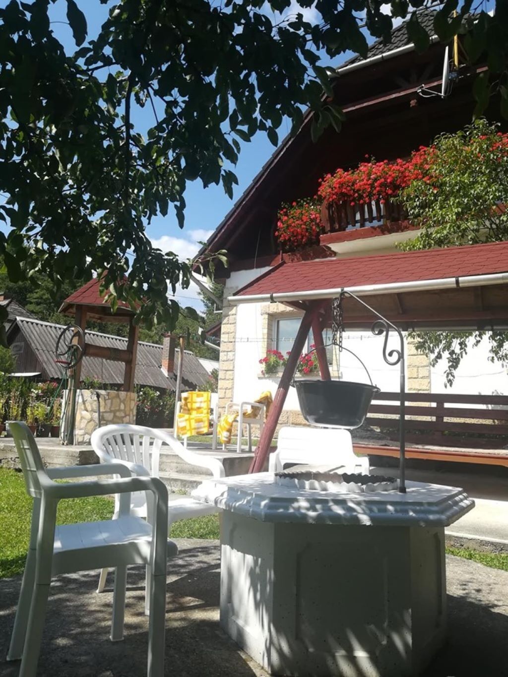 Erdei Szalonka Vendeghaz Haromhuta