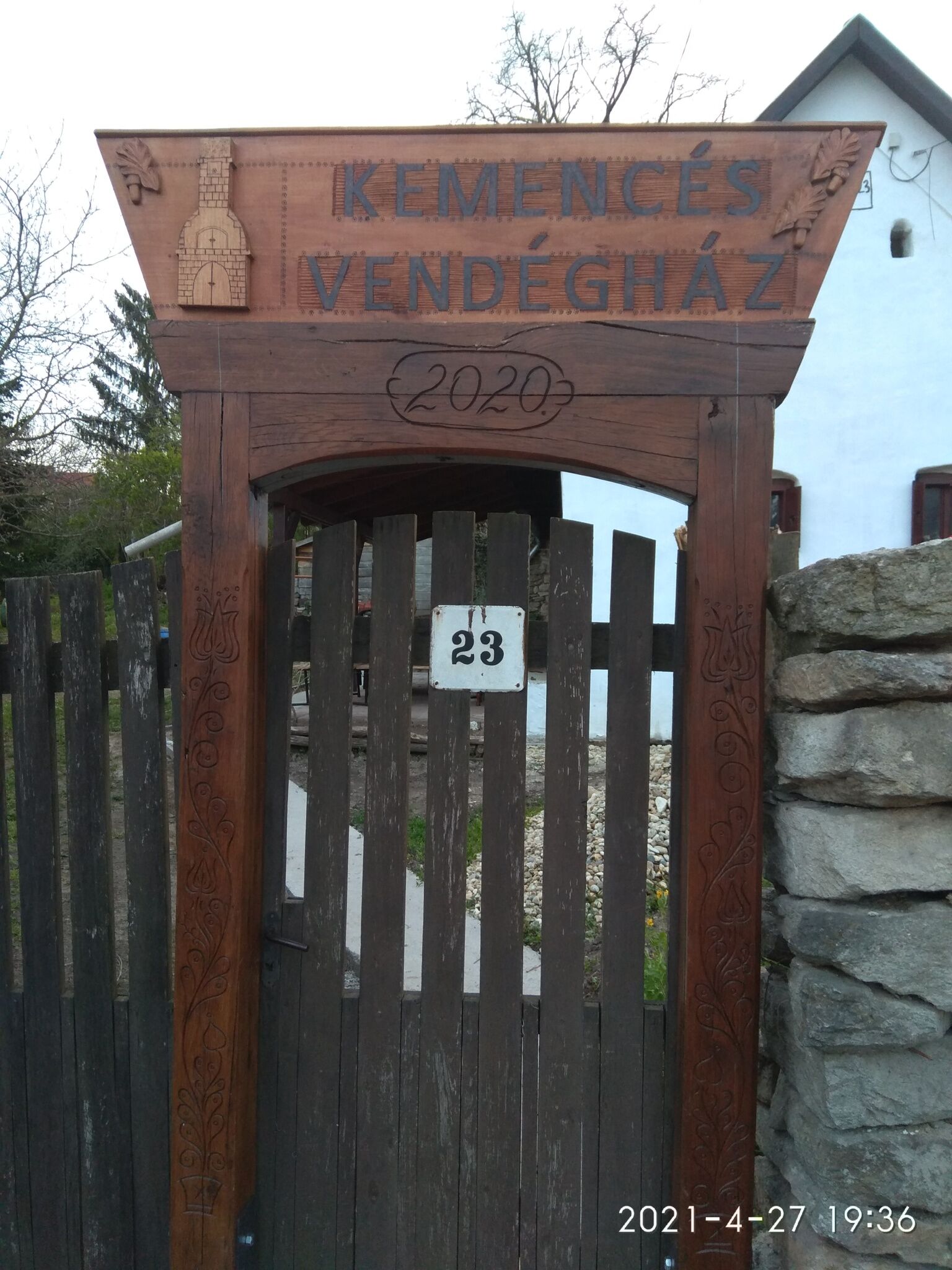 Kemences Vendeghaz Kisgyor