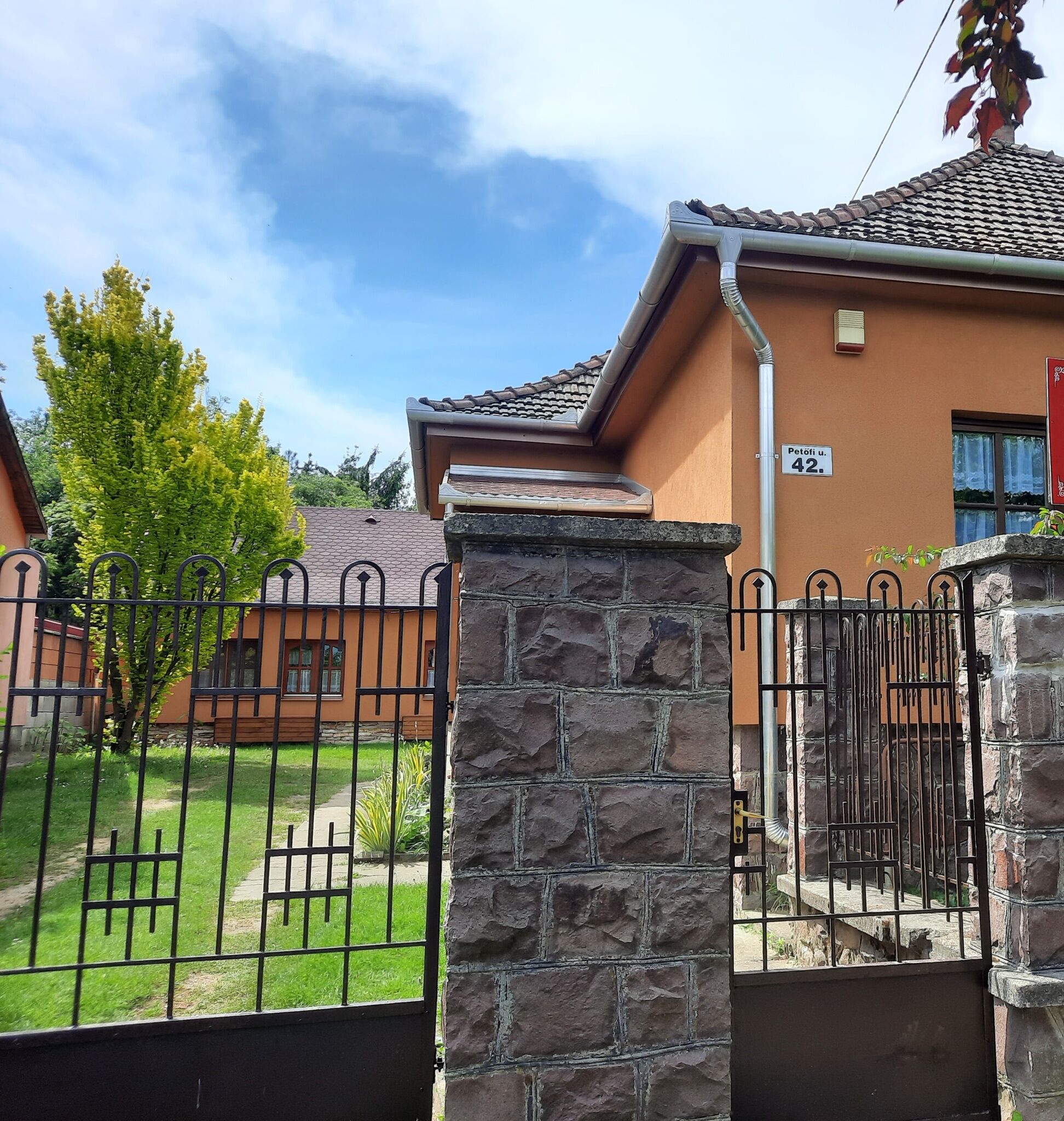 Matrai Vendeghaz Matraderecske