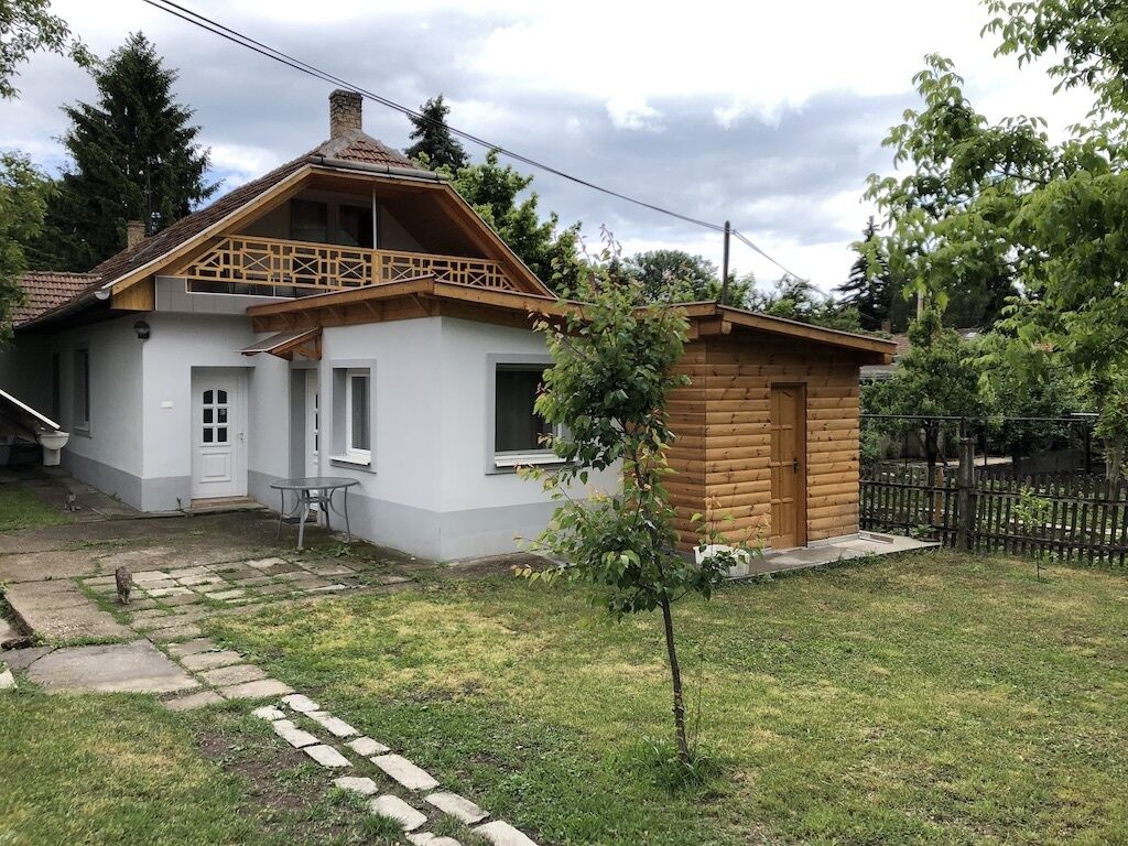 Borostyan 20 Vendeghaz Sarospatak