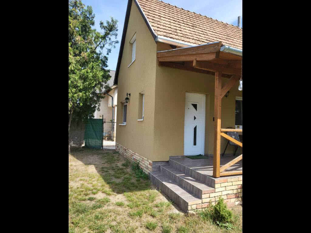 Forras Vendeghaz Tata