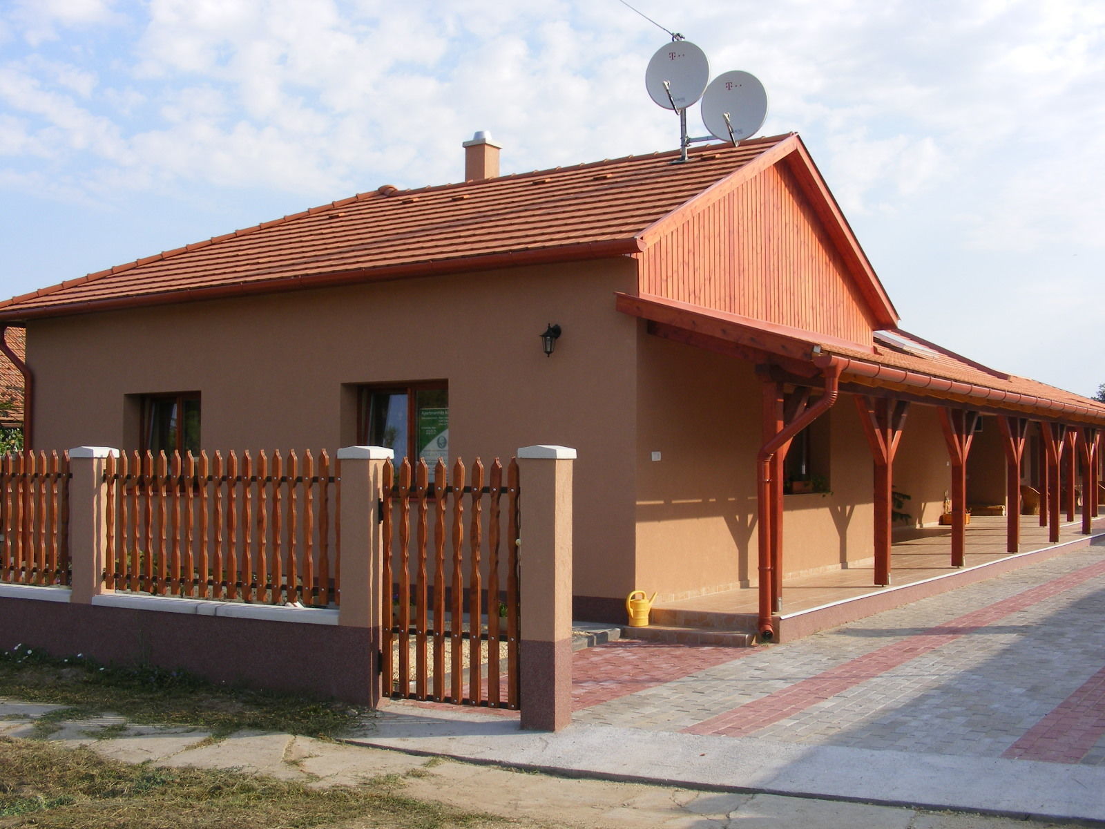 Tisza Tavirozsa Vendeghaz Tiszaszolos