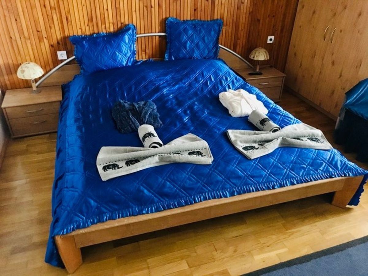 Gyuros Vendeghaz Totkomlos