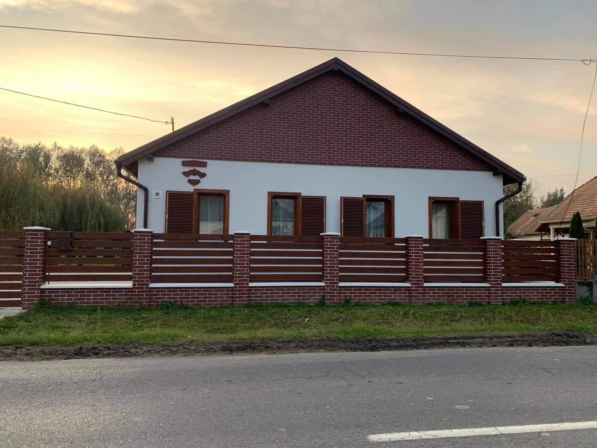 Tiszaparti Vendeghaz Vasarosnameny