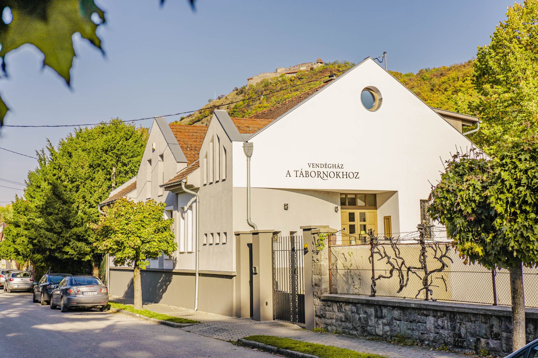 Vendeghaz A Tabornokhoz Visegrad