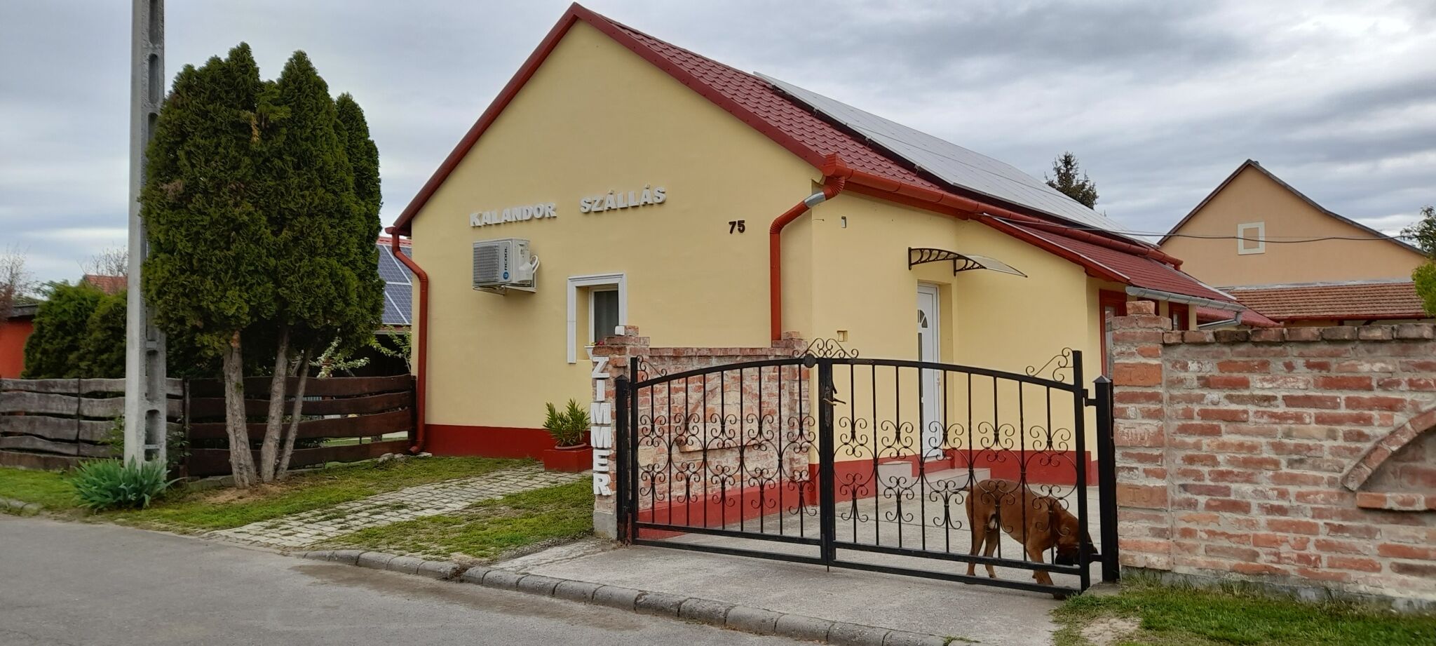 Kalandor Szallas Kozarmisleny