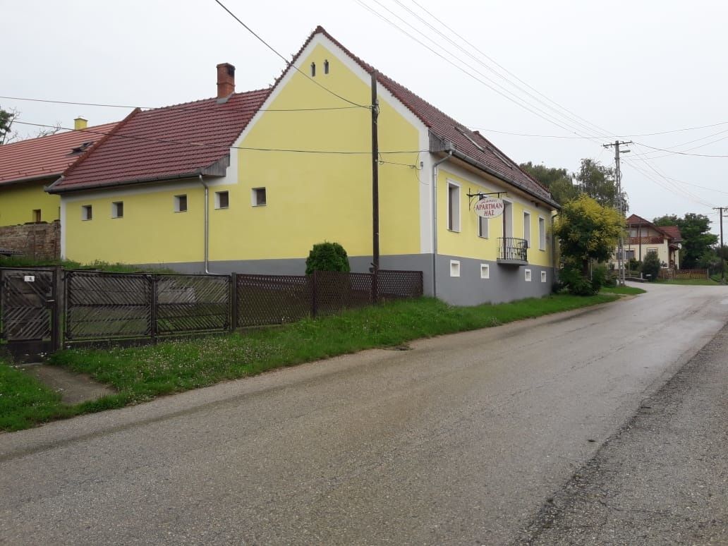 Zanati Haz Nagykapornak