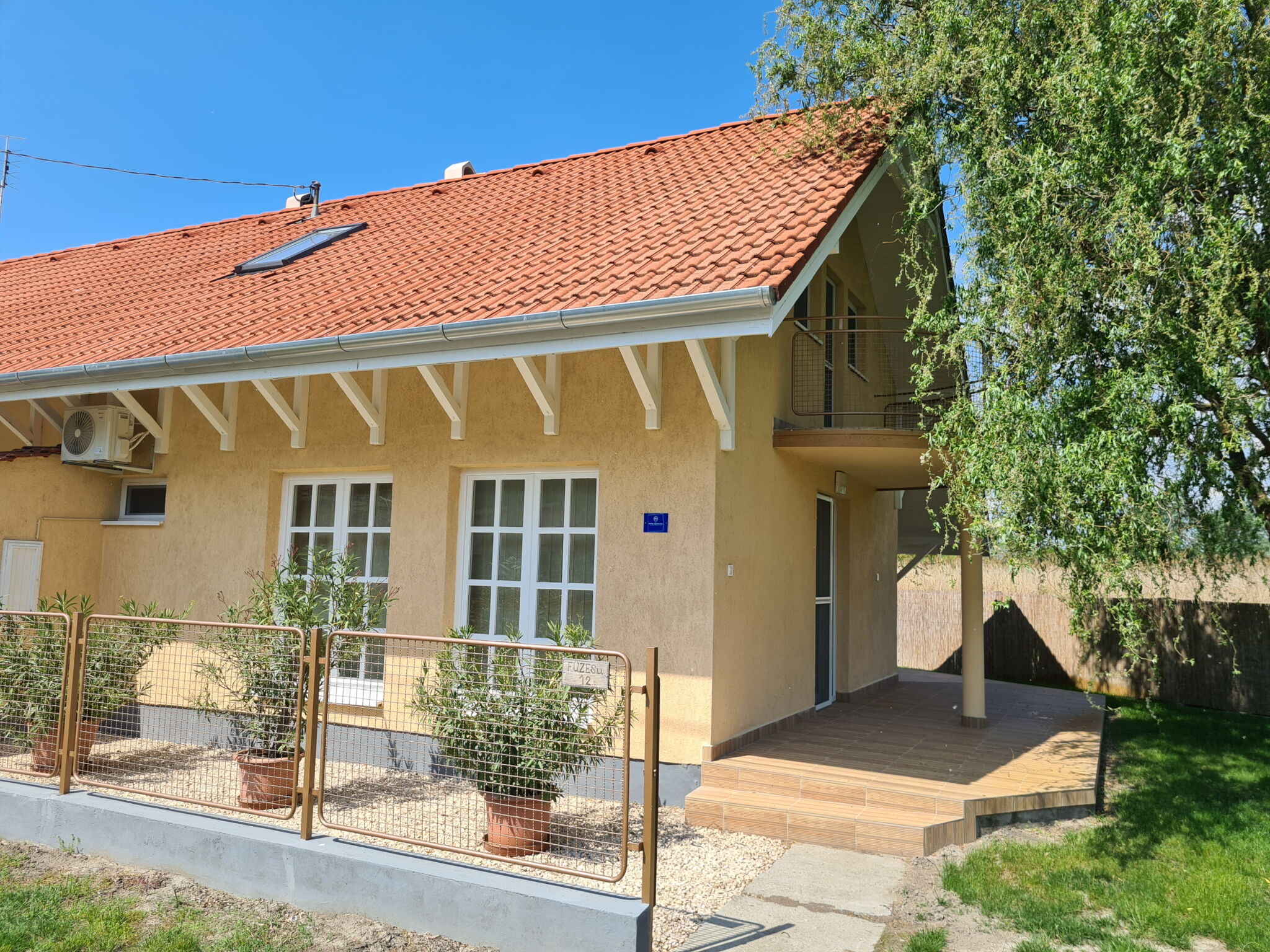 Perity Apartman Dunapataj Szelidi To