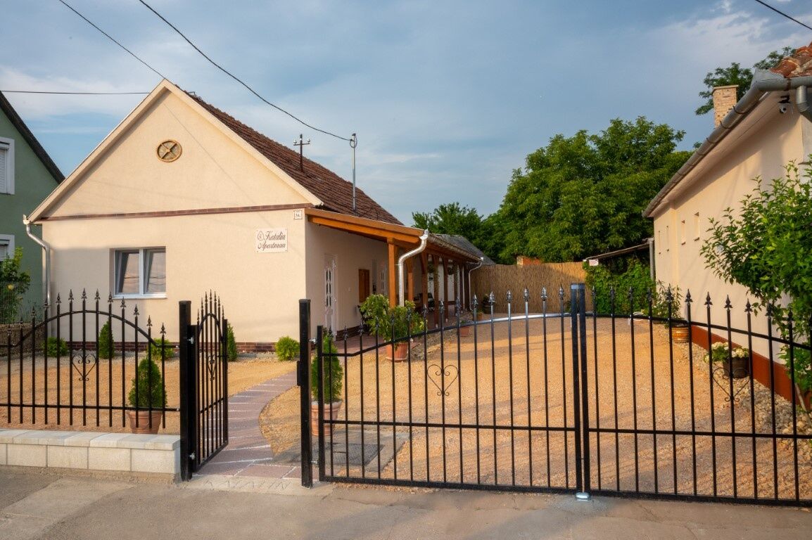 Katalin Apartmanok Hajdunanas