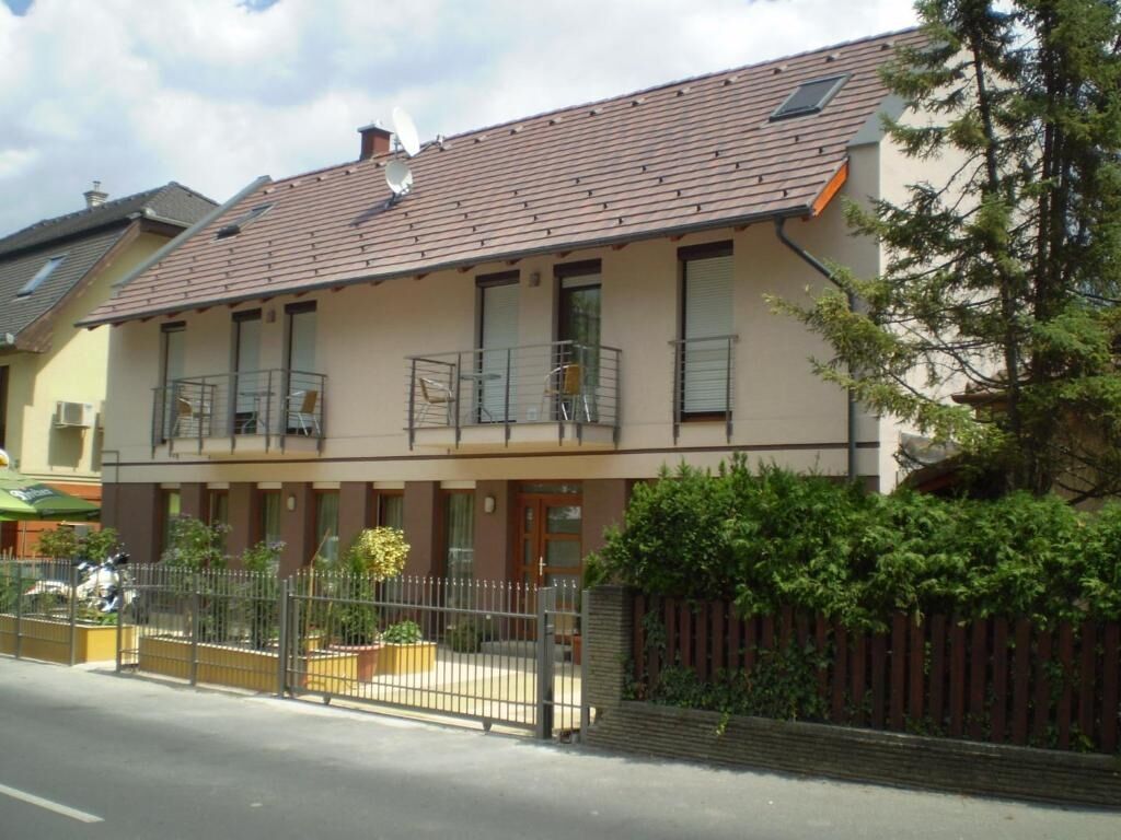 Mary Apartman Heviz