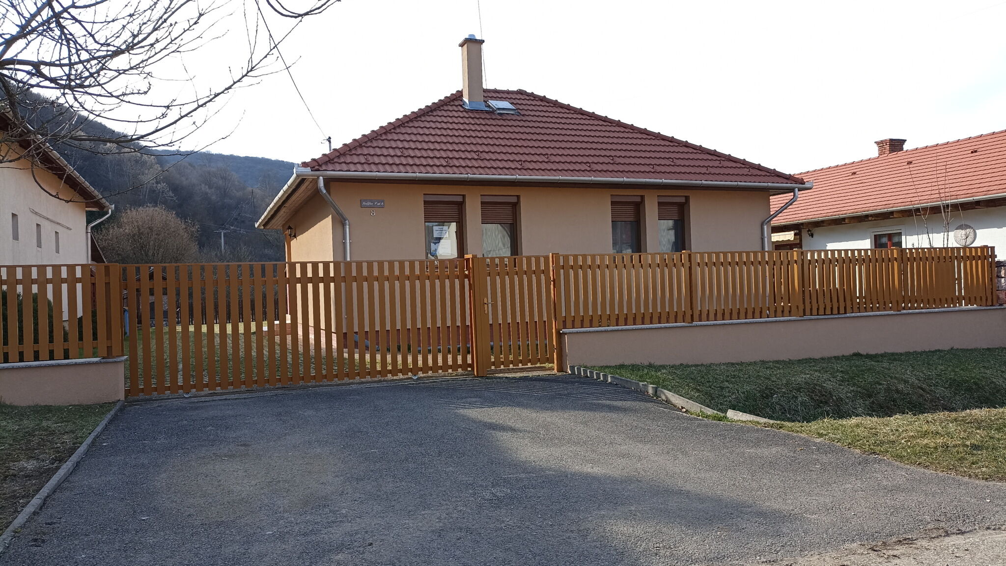 Dapsy Apartmanhaz Josvafo
