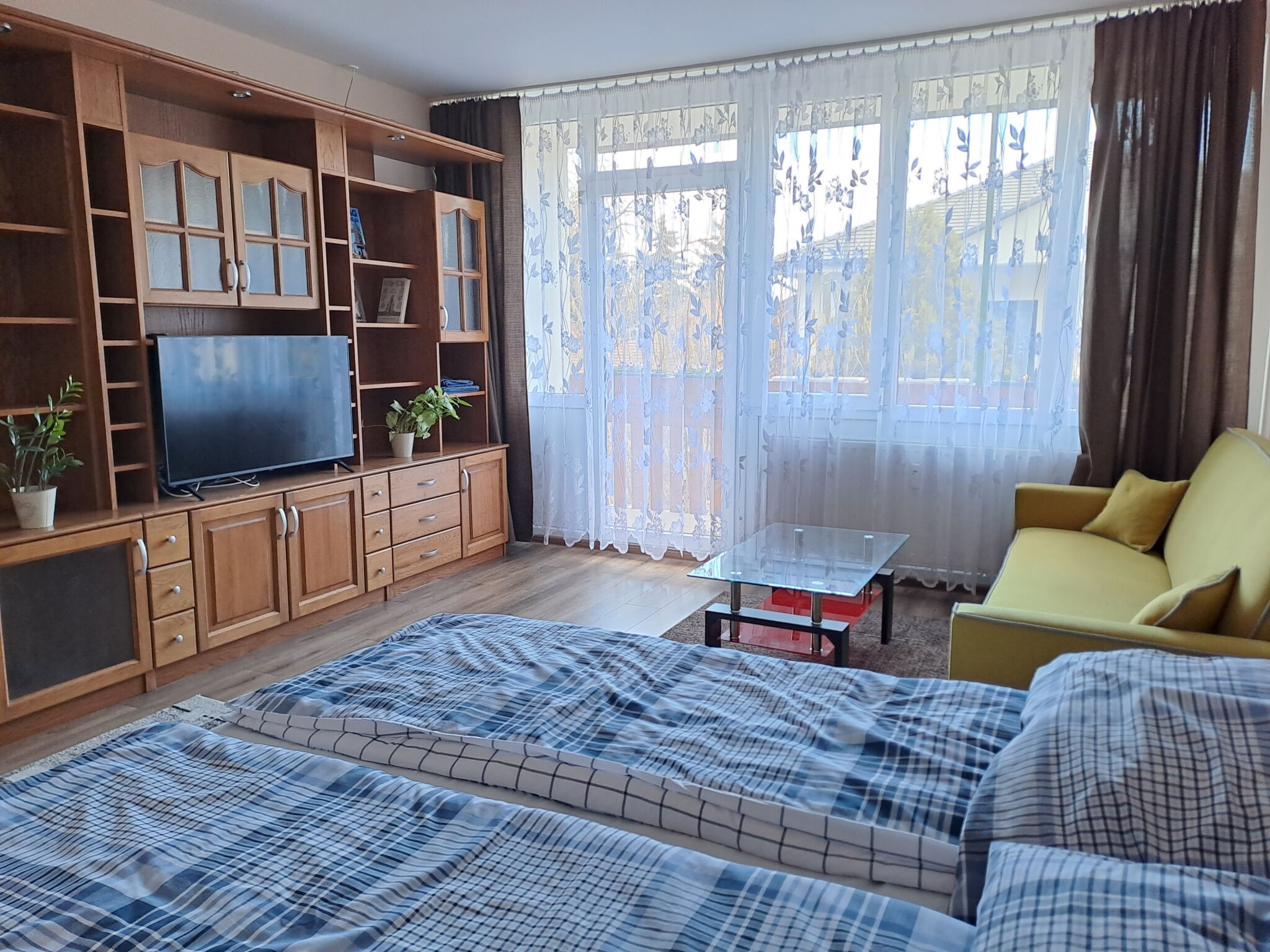 Kaptar Lakas Apartman Komarom