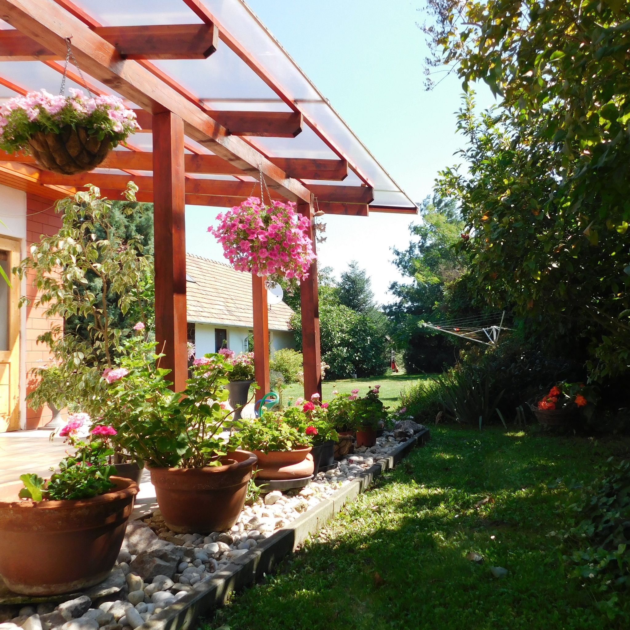 Rusztikus Apartmanhaz Latrany
