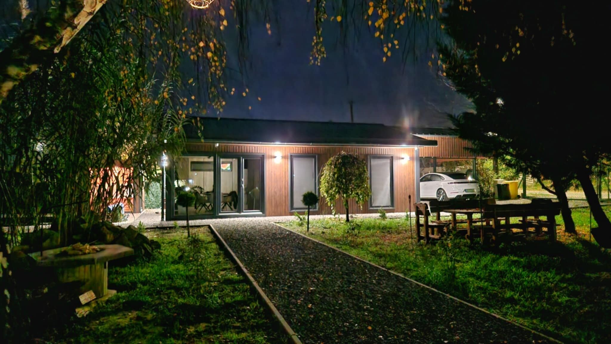 Lux Cherry Apartman Nyirmeggyes