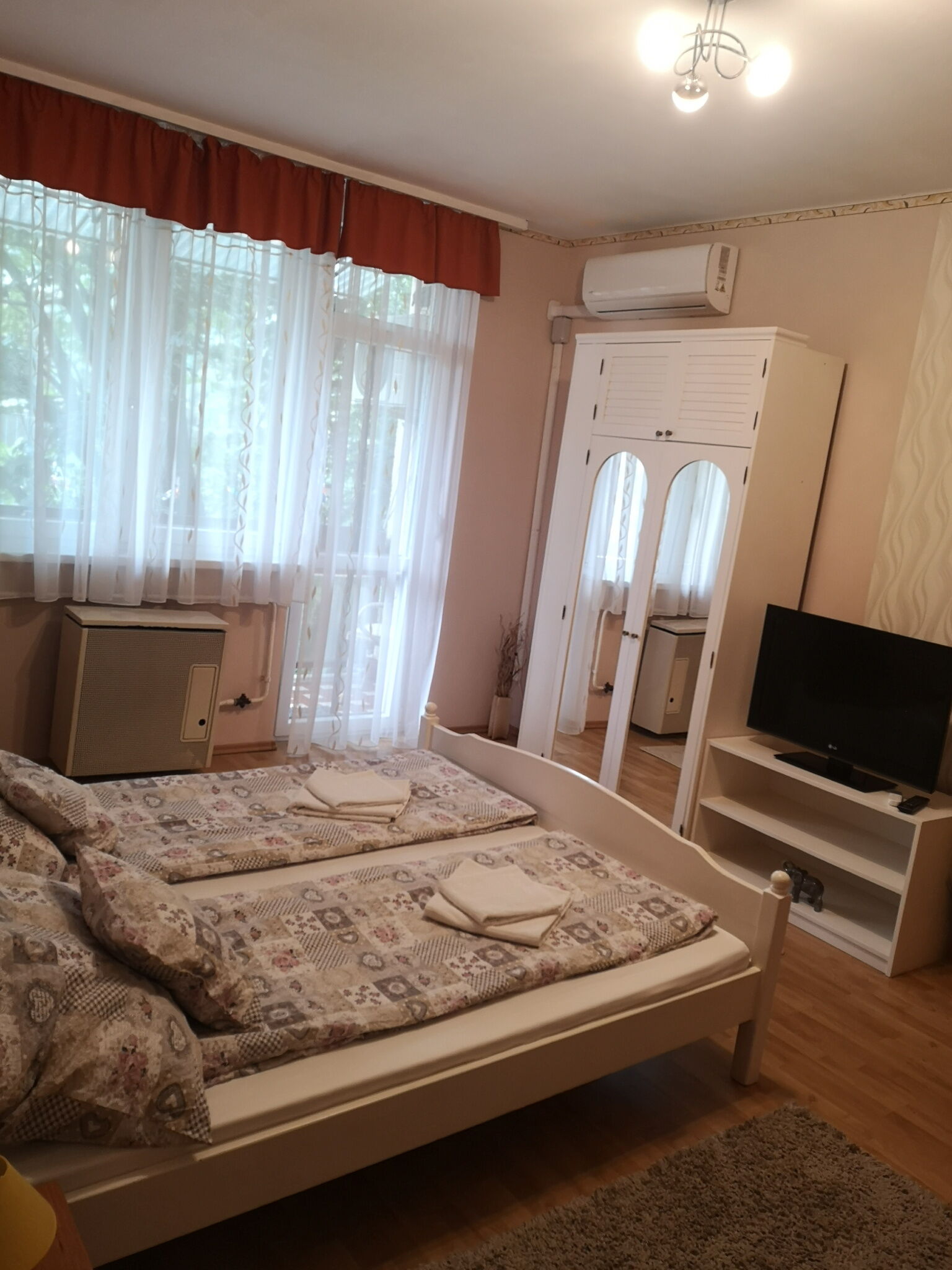 Natasa Apartman Oroshaza